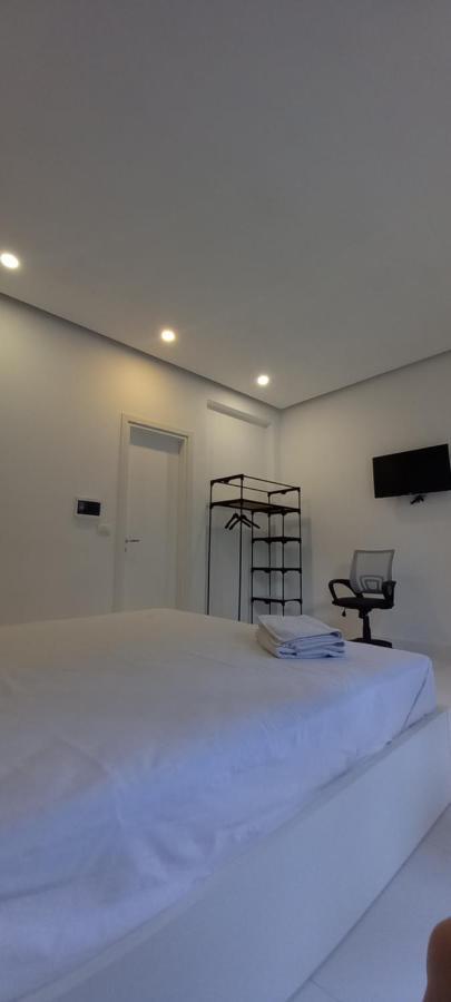 Appartamento Lino House Sarandë Esterno foto