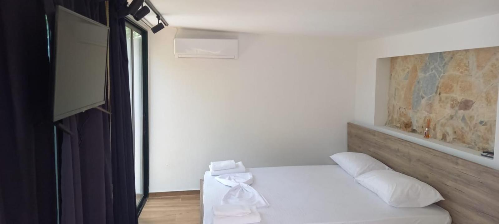 Appartamento Lino House Sarandë Esterno foto